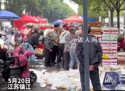 水果攤無人看守30箱香蕉被搶光 引發(fā)了全網(wǎng)的關(guān)注