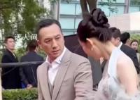 黃覺牽張藝凡 兩人甚至完全不在意現(xiàn)場其他人
