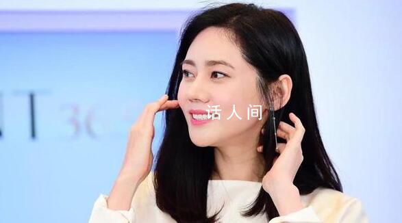 秋瓷炫唱的是中文還是泰文 看字幕真的差點(diǎn)沒聽出來(lái)唱的什么