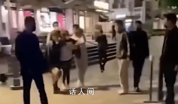 疑李玟好聲音摔倒離開畫面曝光 舞臺上表情痛苦