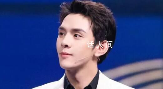 李佳琦前助理付鵬被喊話接班 評論區(qū)依舊充斥著批評和指責