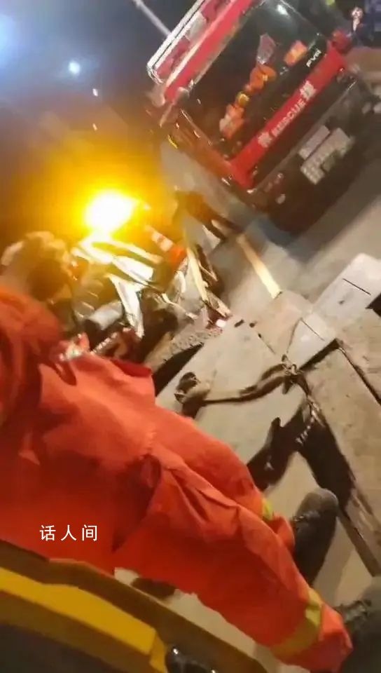 重慶一老年代步車墜河 4人身亡