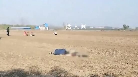 老人疑撿花生被卷入收割機(jī)身亡 已經(jīng)報(bào)警了