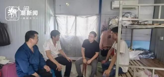 大學輔導員帶媳婦走遍全國去家訪 張衛(wèi)洪個人資料就是