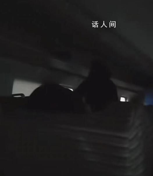 動(dòng)車因雨雪停電 乘客稱被凍整晚
