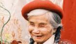 95后女孩回村爆改奶奶變超模 網友：白發皺紋里的美真高級