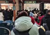上海迪士尼人山人海 游客排隊4小時
