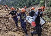 菲律賓山體滑坡致71人死亡 超過4500人被疏散到臨時營地
