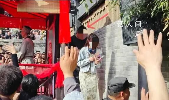 已婚男子找王婆說媒 妻子:將離婚